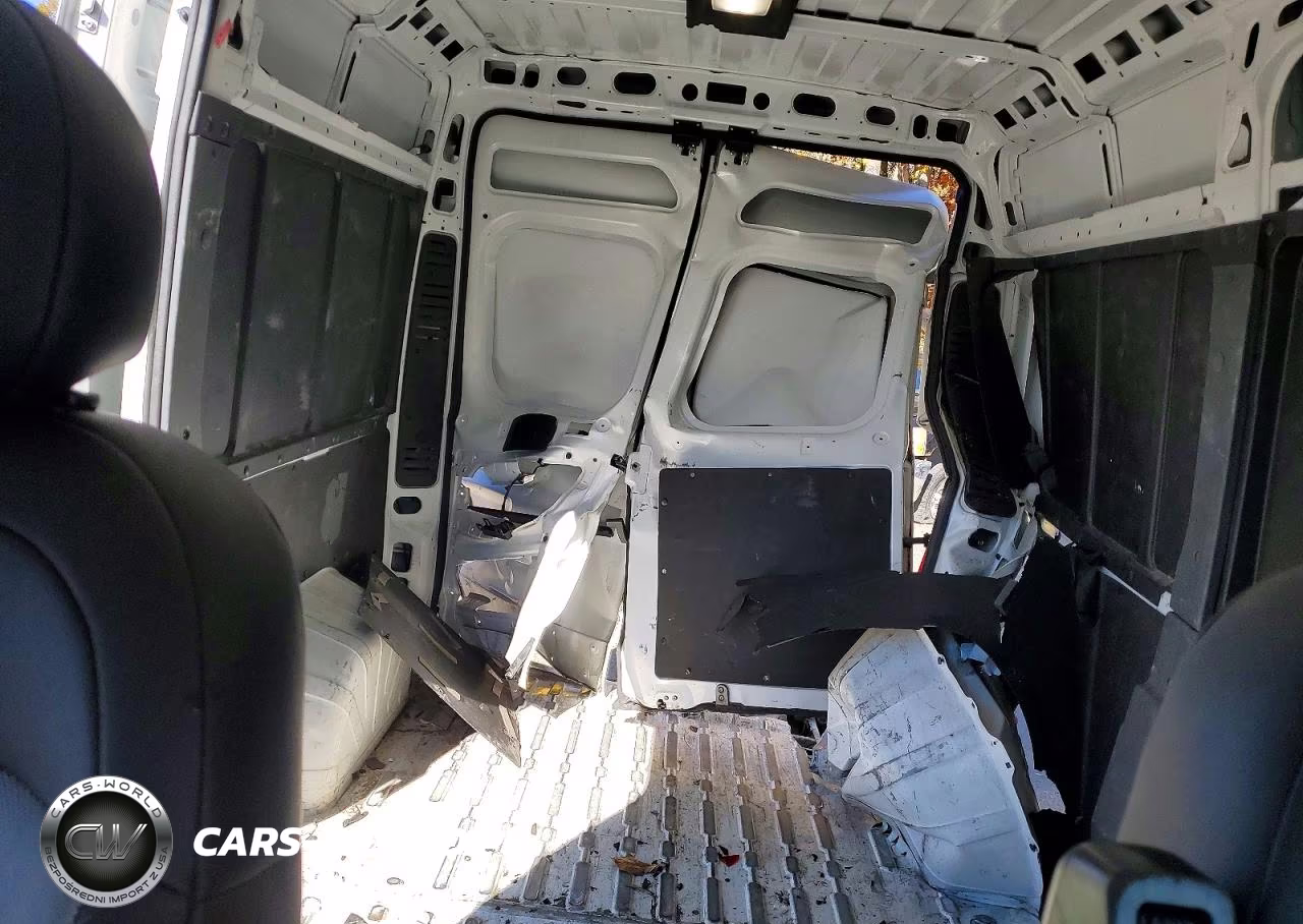 2025 Ram Promaster 2500 Delivery Van VIN:3C6LRVCGXSE518935 - 10