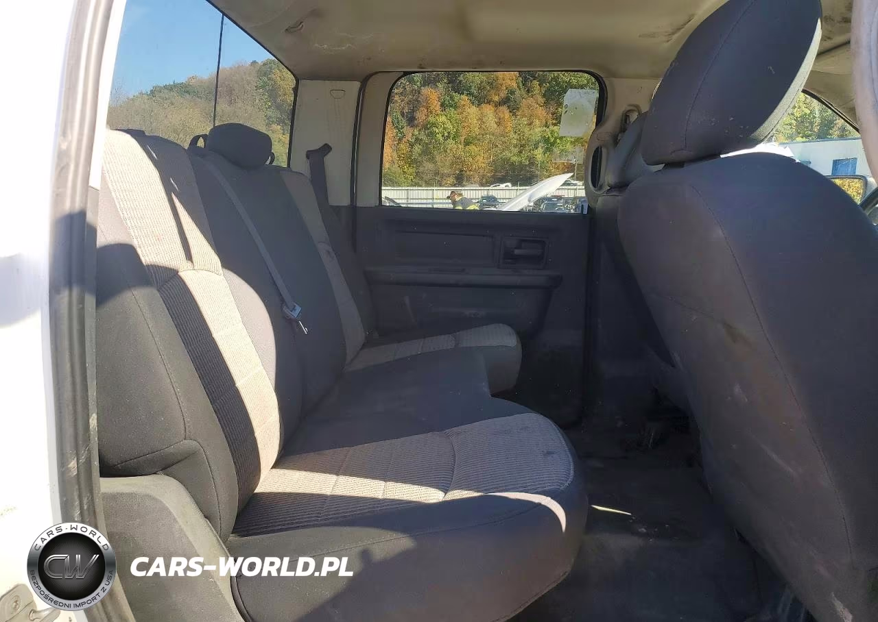 2011 Dodge Ram 2500 VIN:3D7TT2CT2BG618446 - 10