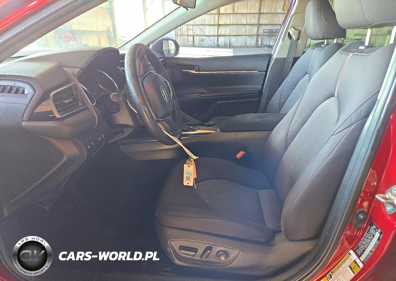 2019 Toyota Camry Le VIN:4T1B11HK2KU245018 - 7