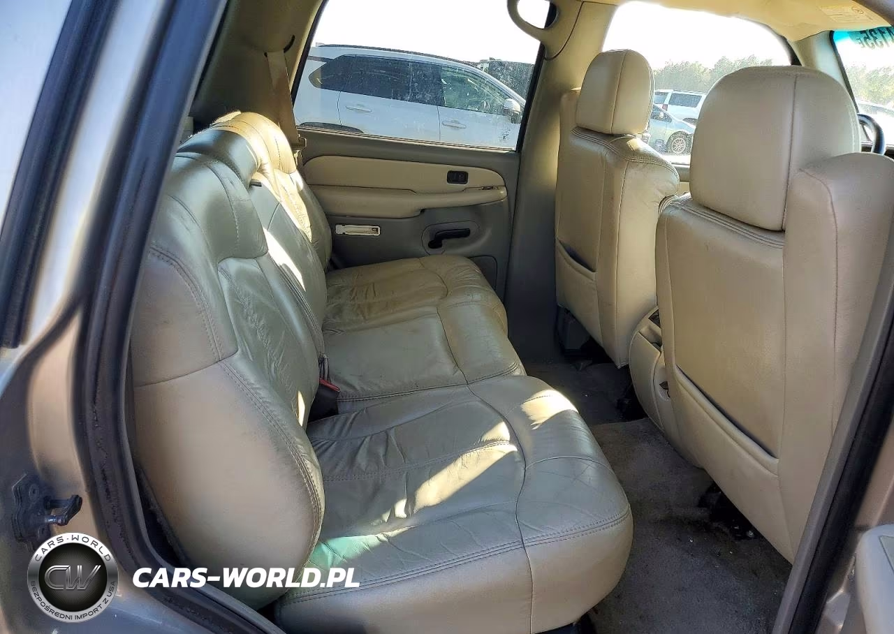 2002 Chevrolet Tahoe C1500 VIN:1GNEC13Z82J273477 - 11