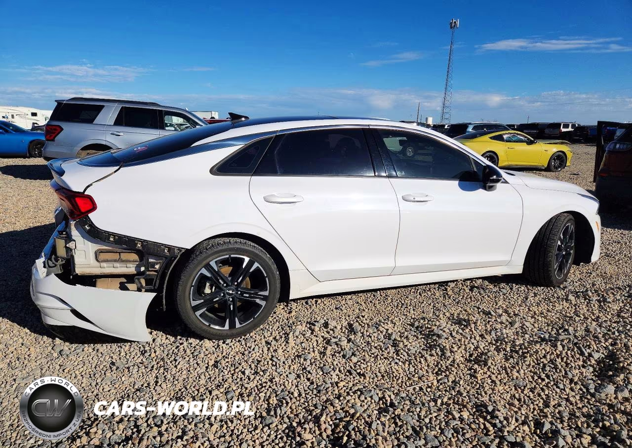 2023 Kia K5 Gt Line VIN:5XXG64J22PG206112 - 3