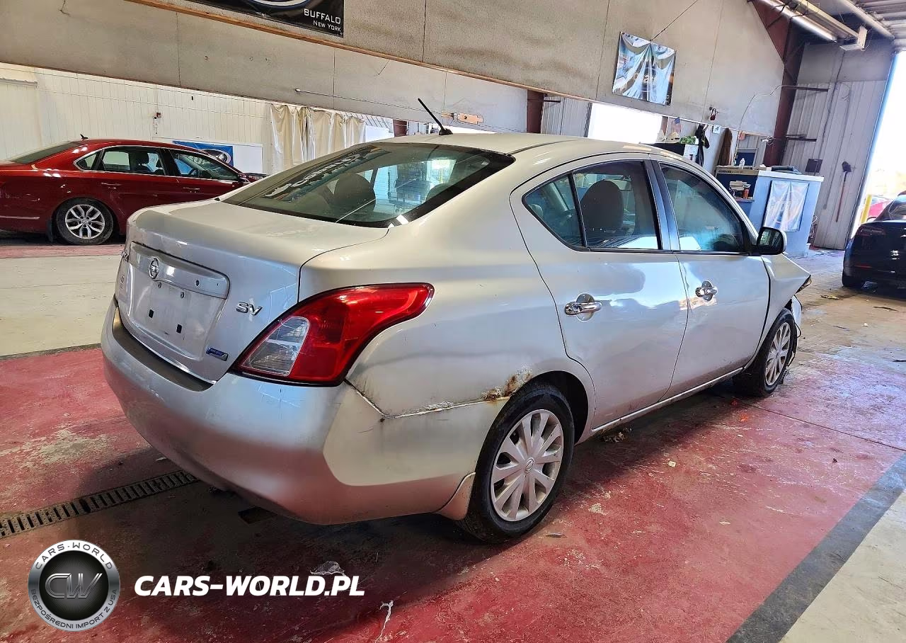 2012 Nissan Versa 1.6 S VIN:3N1CN7AP8CL909732 - 3
