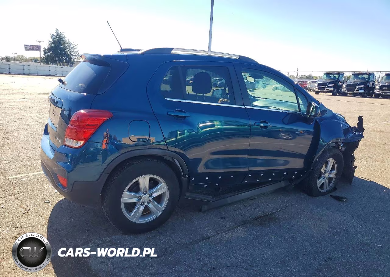 2020 Chevrolet Trax 1Lt VIN:3GNCJLSB0LL224345 - 3