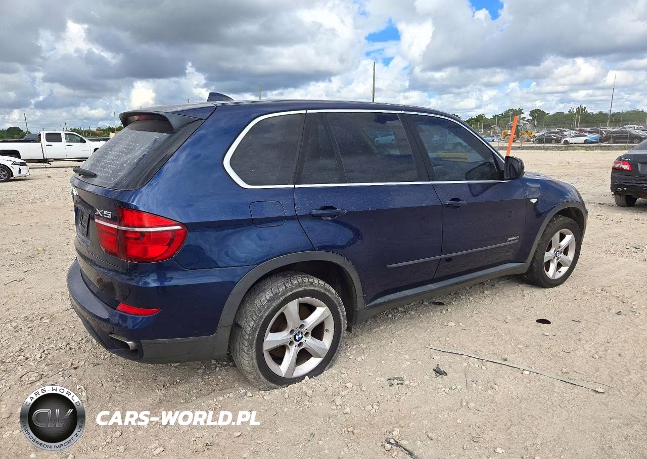 2011 BMW X5 VIN:5UXZV8C57BL417856 - 3