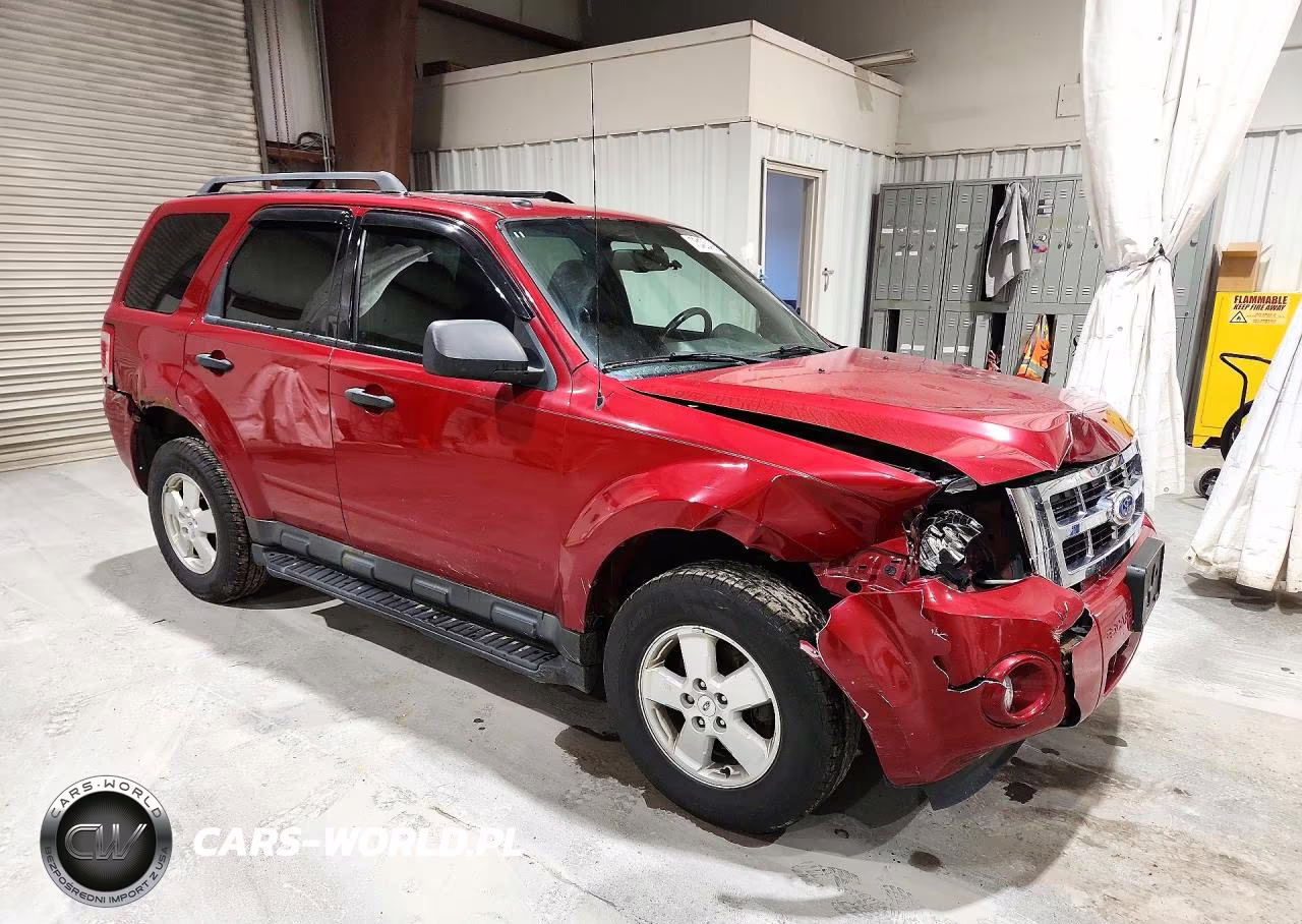 2011 Ford Escape Xlt VIN:1FMCU0DG4BKB96388 - 4