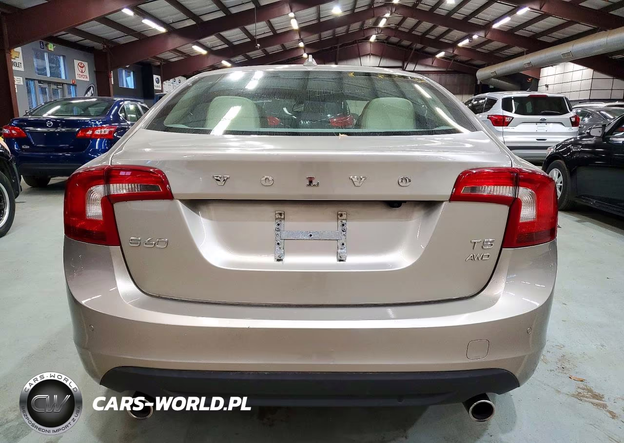 2013 Volvo S60 T5 VIN:YV1612FH2D2177413 - 6