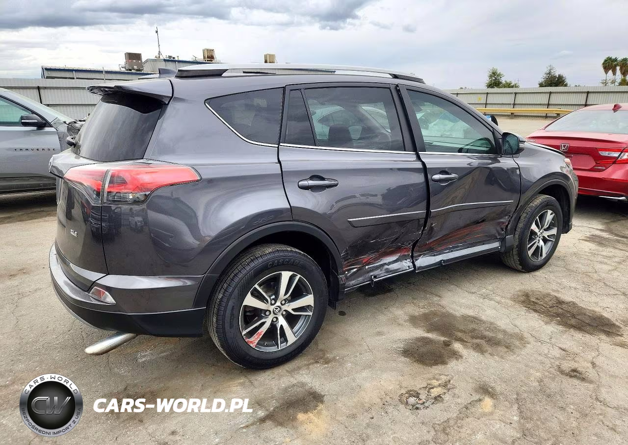 2017 Toyota Rav4 Xle VIN:2T3WFREV7HW391320 - 3