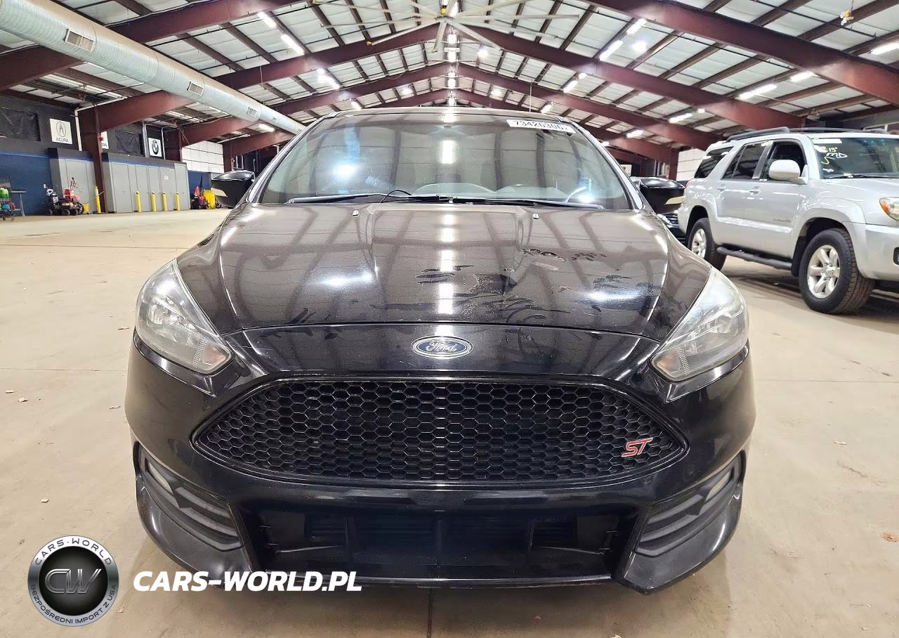 2017 Ford Focus St VIN:1FADP3L96HL311196 - 5