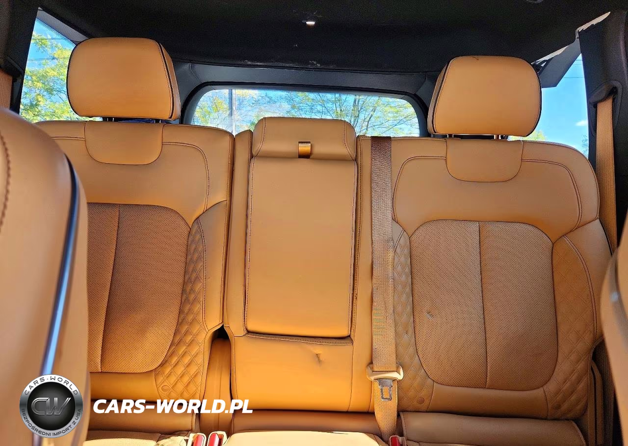 2023 Jeep Grand Cherokee Summit VIN:1C4RJHEG4P8809439 - 10