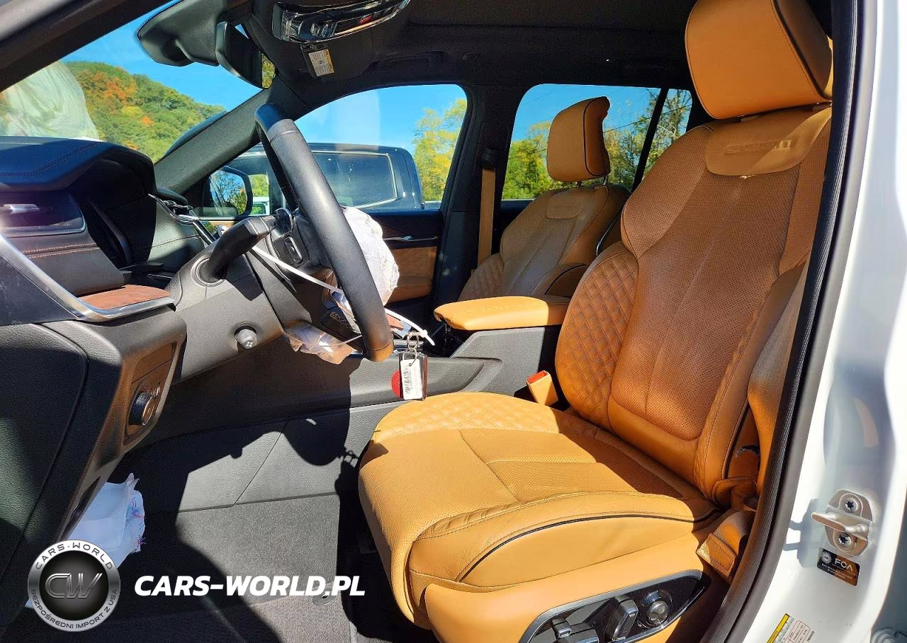 2023 Jeep Grand Cherokee Summit VIN:1C4RJHEG4P8809439 - 7