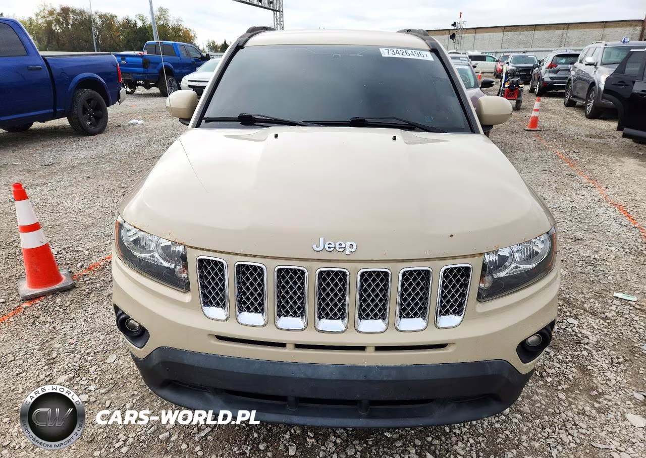2017 Jeep Compass Latitude VIN:1C4NJCEB3HD198396 - 5