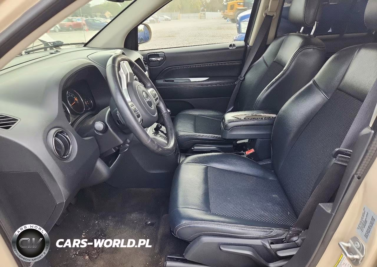 2017 Jeep Compass Latitude VIN:1C4NJCEB3HD198396 - 7