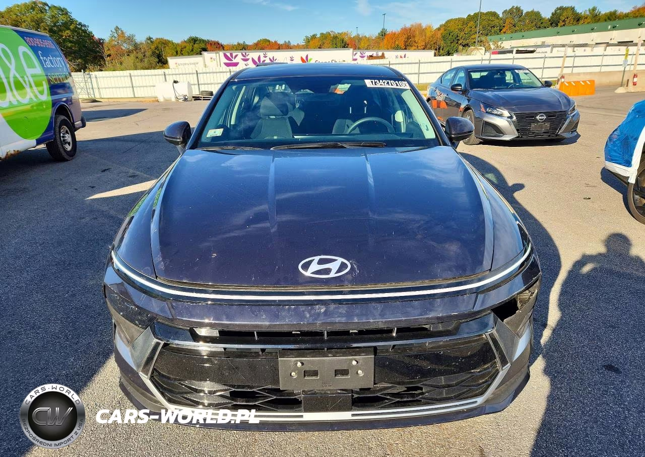 2026 Hyundai Sonata Hybrid Blue VIN:KMHL24JJ1TA170593 - 5