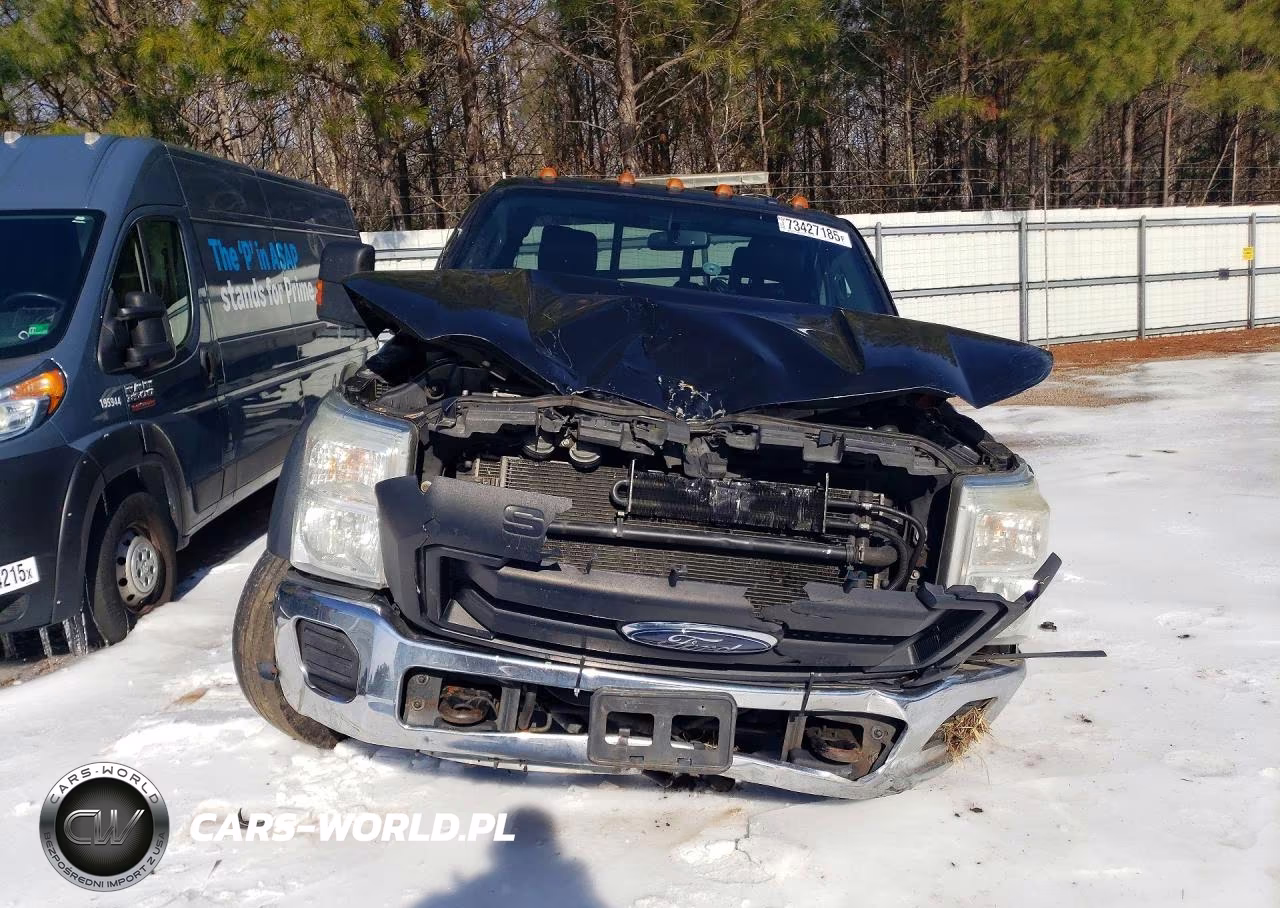 2015 Ford F550 Super Duty VIN:1FD0X5HT3FEA16031 - 5