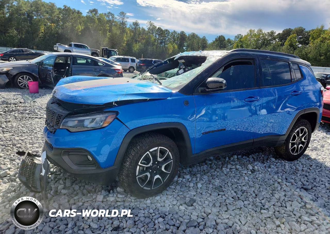 2026 Jeep Compass Trailhawk – zdjęcie 1 z 13