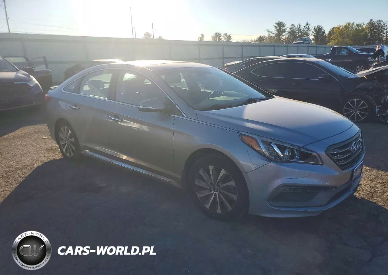 2017 Hyundai Sonata Sport VIN:5NPE34AF6HH509662 - 4