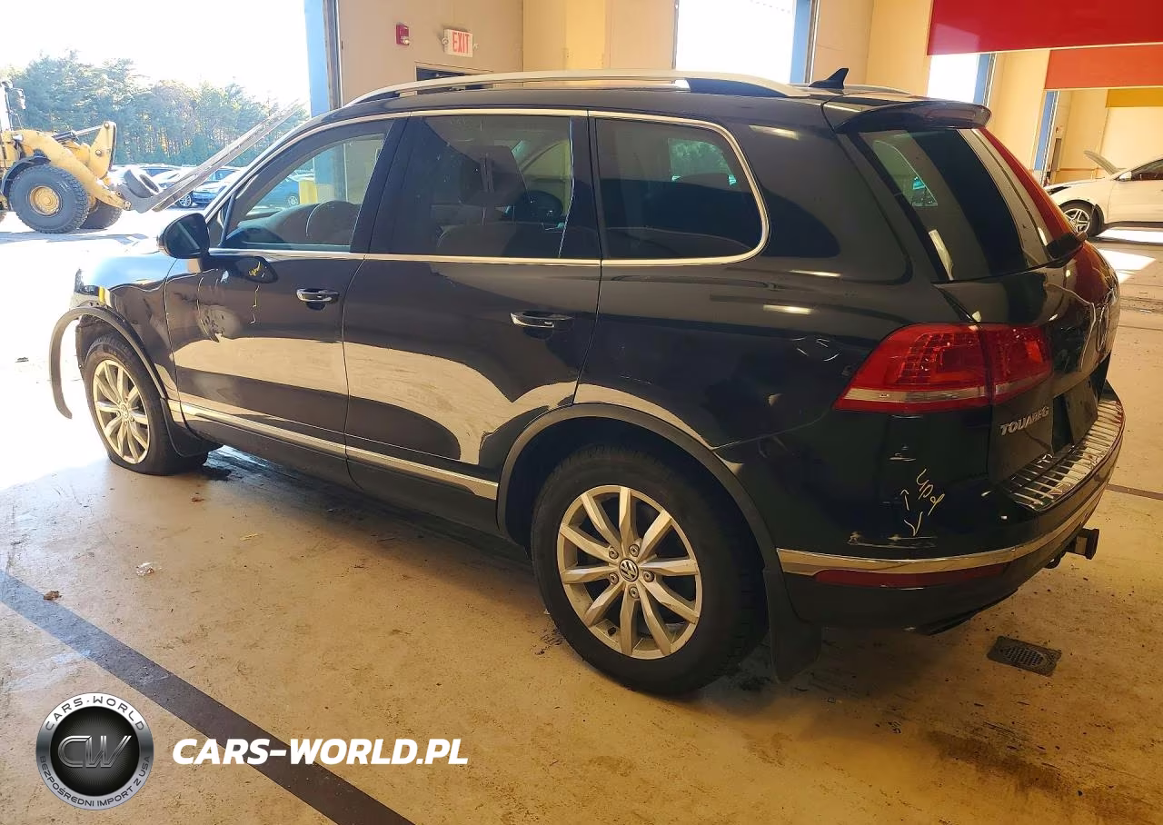 2016 Volkswagen Touareg Sport VIN:WVGEF9BPXGD008141 - 2