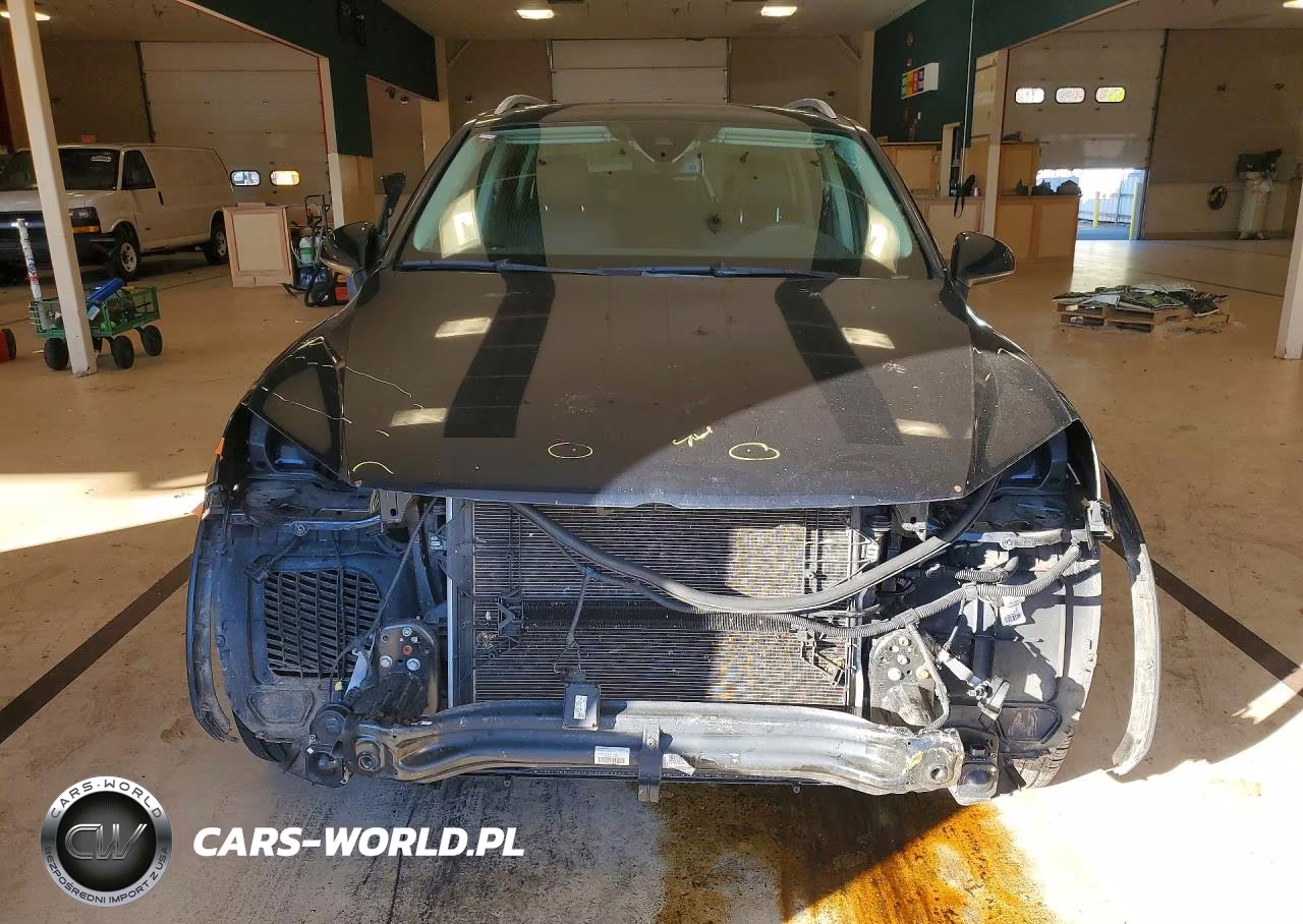 2016 Volkswagen Touareg Sport VIN:WVGEF9BPXGD008141 - 5