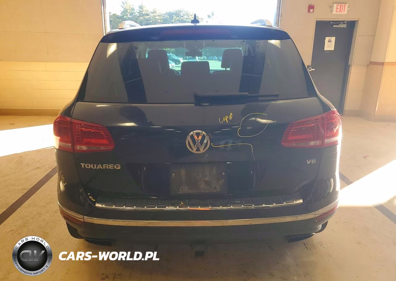 2016 Volkswagen Touareg Sport VIN:WVGEF9BPXGD008141 - 6