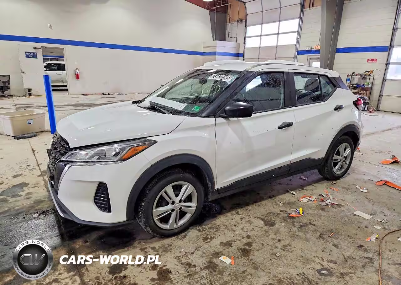 2023 Nissan Kicks S