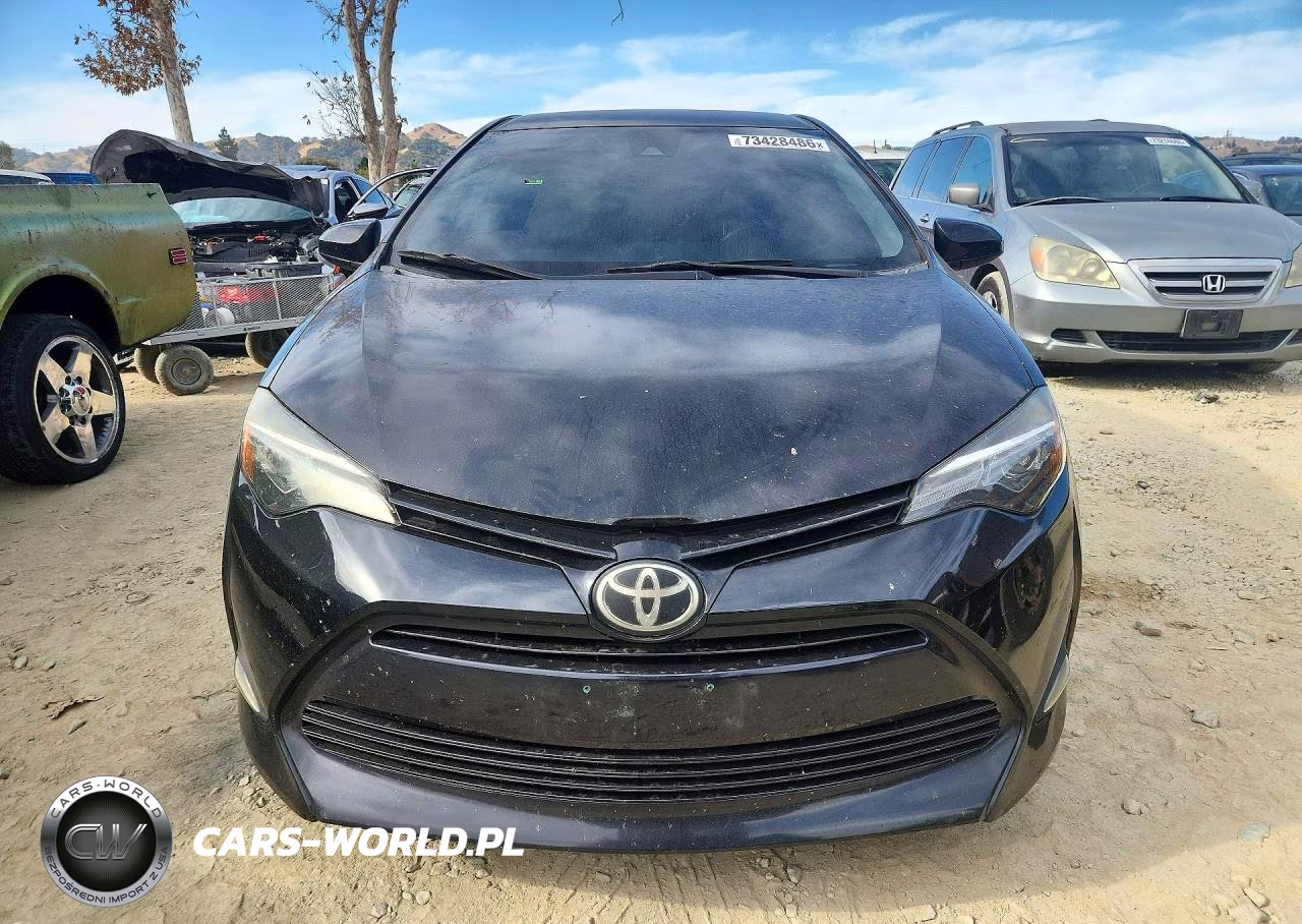 2017 Toyota Corolla Le VIN:2T1BURHE0HC928295 - 5