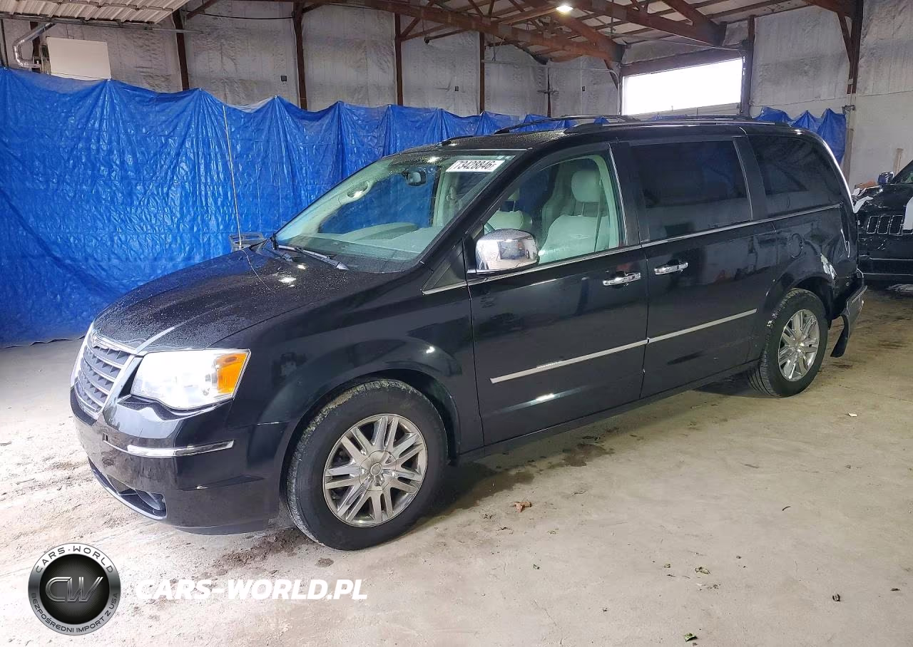2008 Chrysler Town & Country Limited