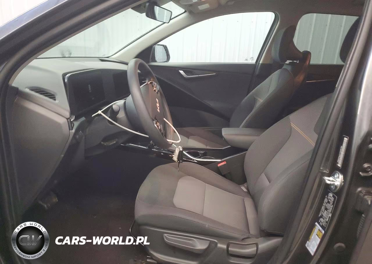2026 Kia Niro Lx VIN:KNDCP3LE7T5335703 - 7