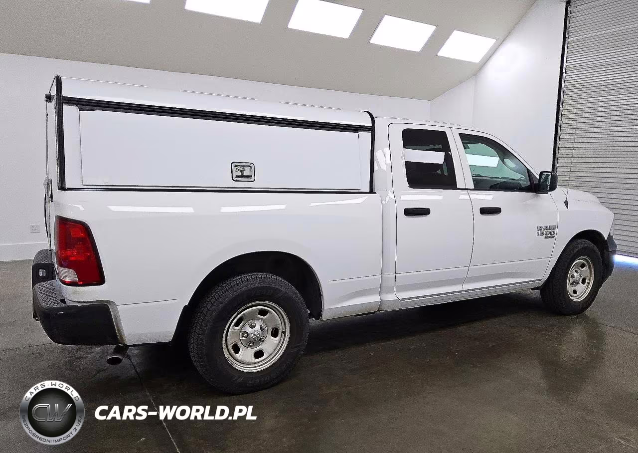 2021 Ram 1500 Classic Tradesman VIN:1C6RR6FG1MS563046 - 3
