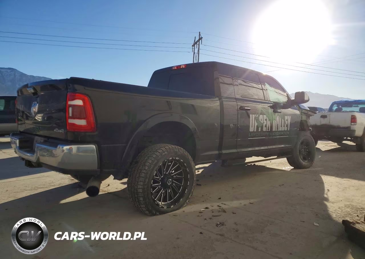 2021 Ram 2500 Laramie VIN:3C6UR5NL3MG515591 - 3