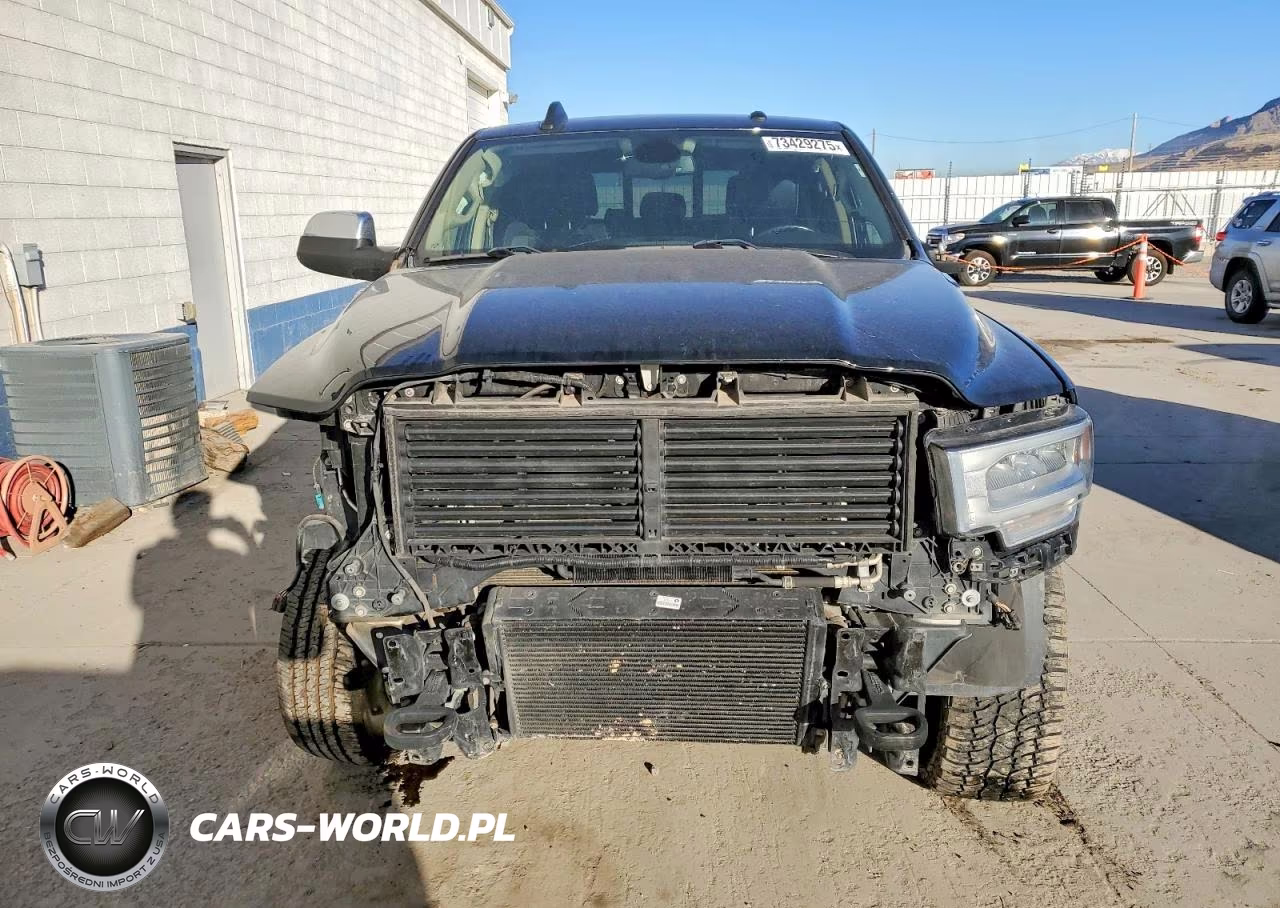 2021 Ram 2500 Laramie VIN:3C6UR5NL3MG515591 - 5