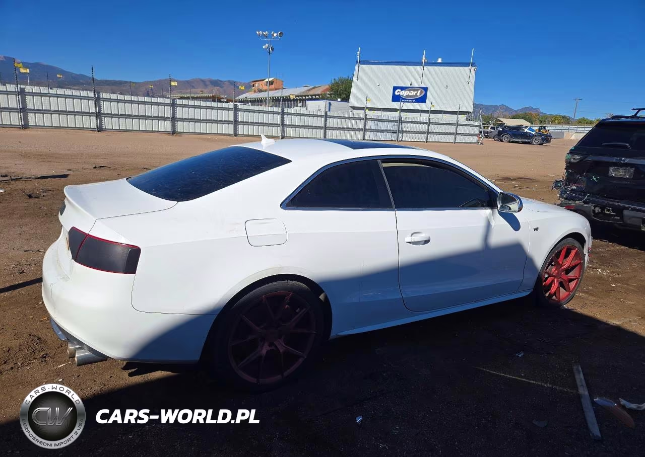 2010 Audi S5 Prestige VIN:WAU3VAFR0AA059990 - 3
