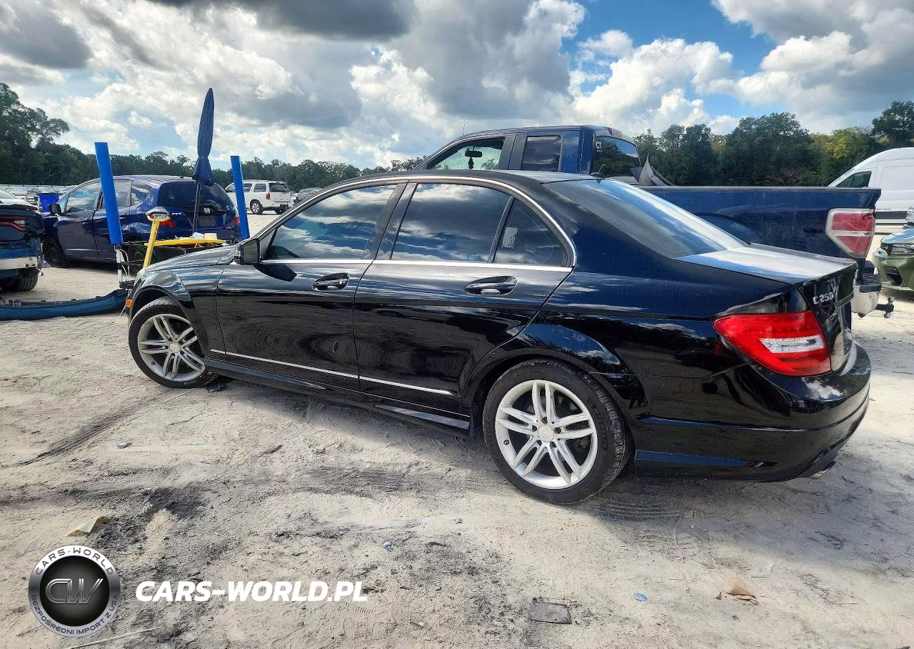2013 Mercedes-Benz C 250 VIN:WDDGF4HB6DA850344 - 2