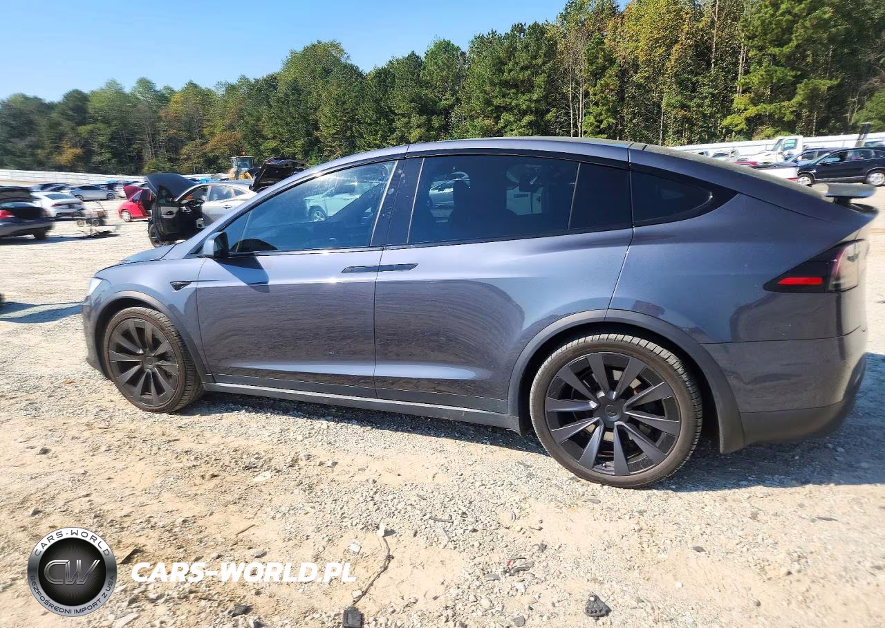 2022 Tesla Model X VIN:7SAXCBE69NF355985 - 2