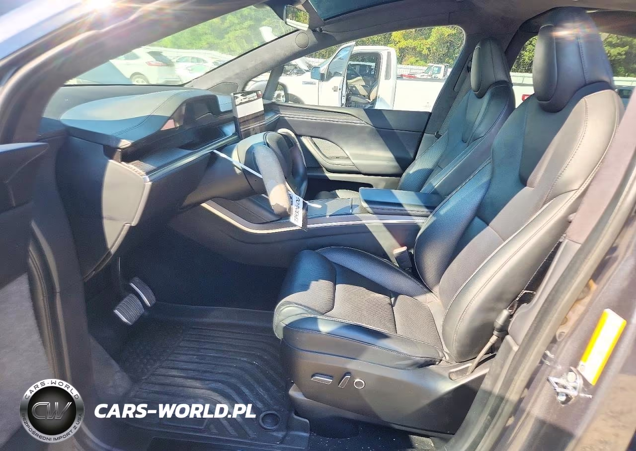 2022 Tesla Model X VIN:7SAXCBE69NF355985 - 7