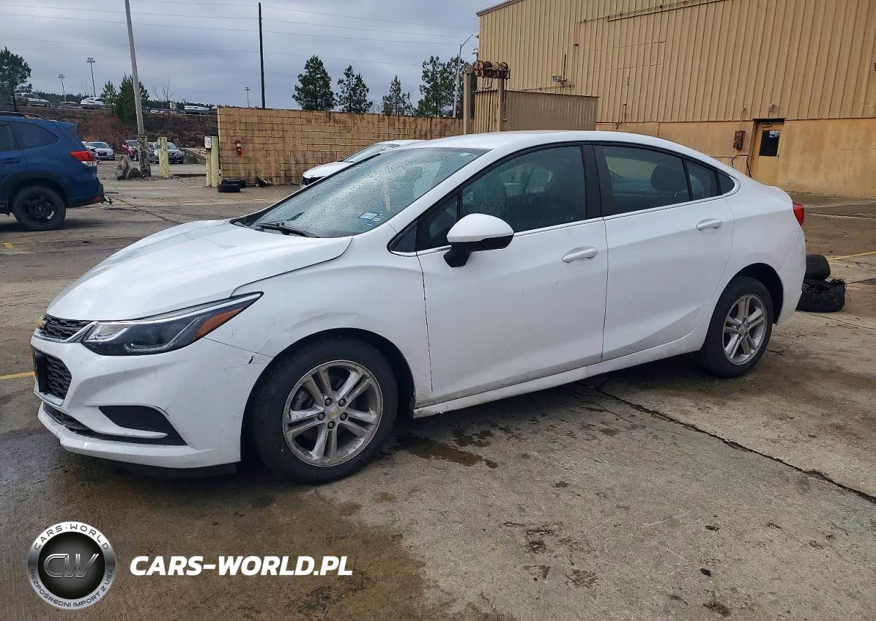 2017 Chevrolet Cruze Lt – zdjęcie 1 z 12
