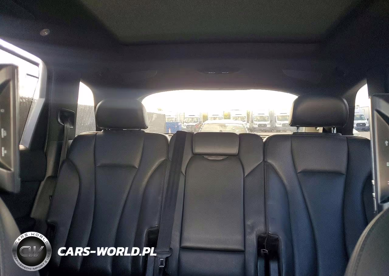 2019 Audi Q7 Premium Plus VIN:WA1LHAF73KD029661 - 10