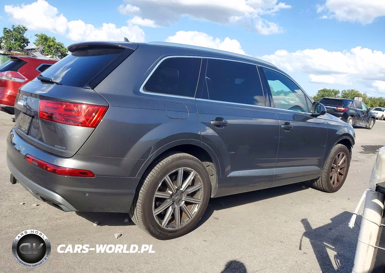 2019 Audi Q7 Premium Plus VIN:WA1LHAF73KD029661 - 3
