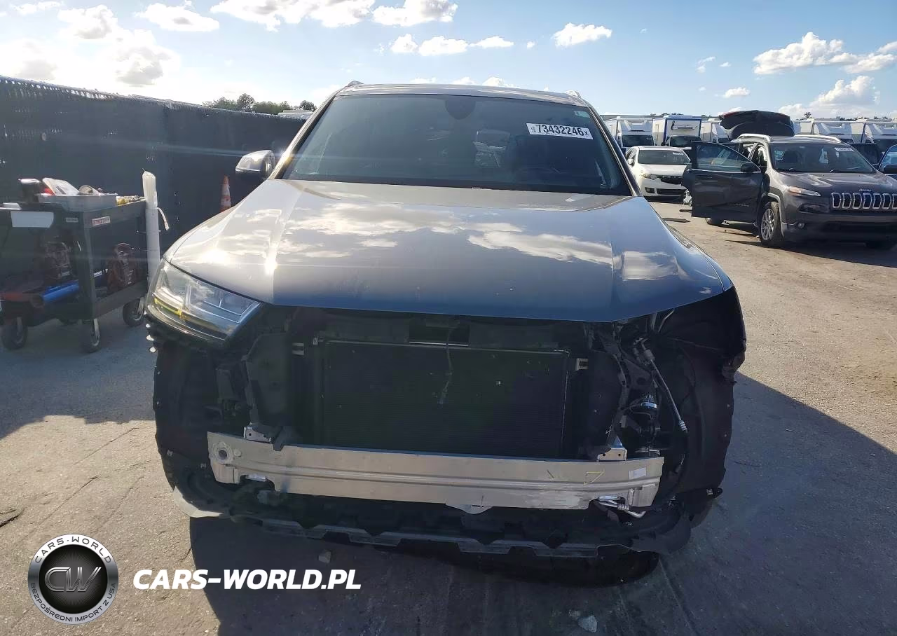 2019 Audi Q7 Premium Plus VIN:WA1LHAF73KD029661 - 5