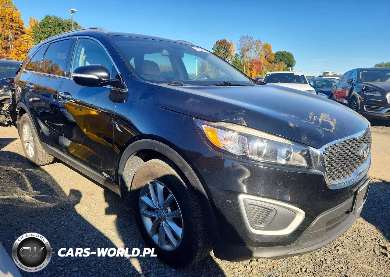 2018 Kia Sorento Lx V6 VIN:5XYPGDA53JG410332 - 4