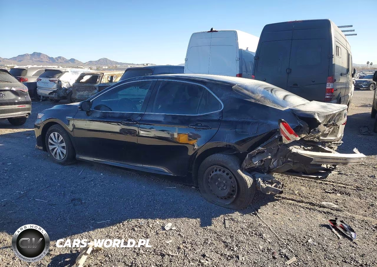 2018 Toyota Camry Le VIN:4T1B31HK2JU004603 - 2