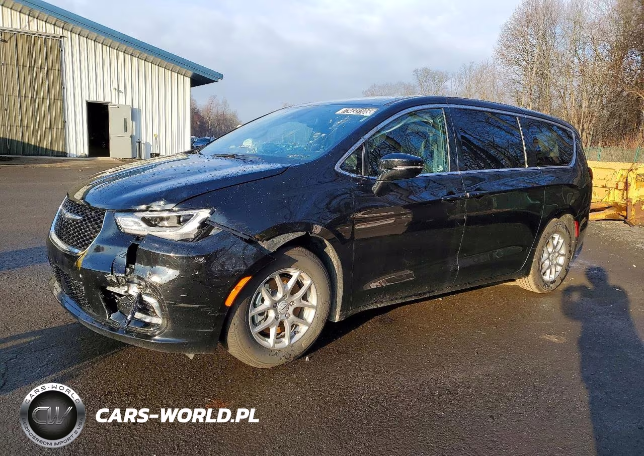 2025 Chrysler Pacifica Select