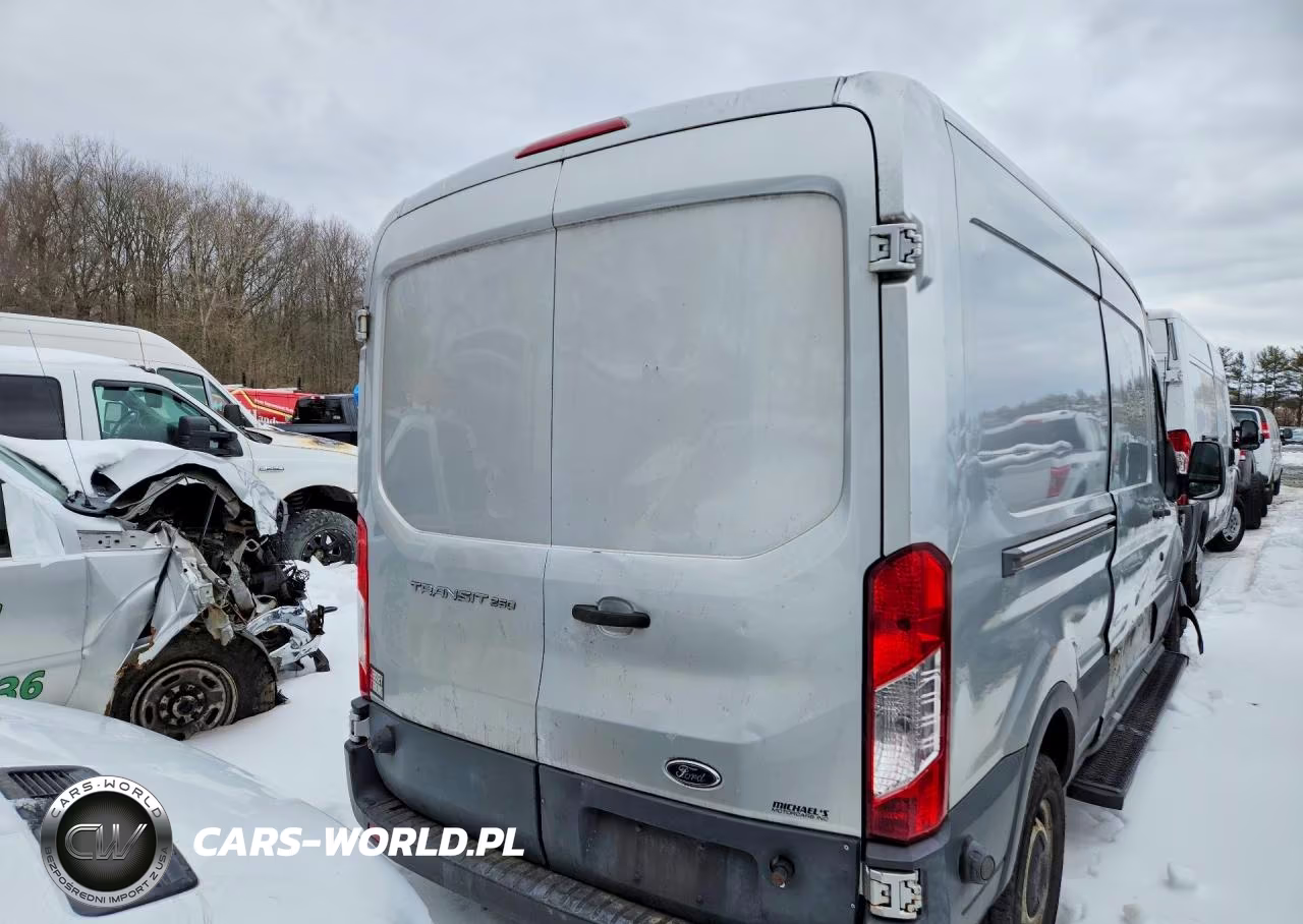2015 Ford Transit 250 Srw Medium Roof Utility - Service Van VIN:1FTNR2CM4FKB15137 - 6
