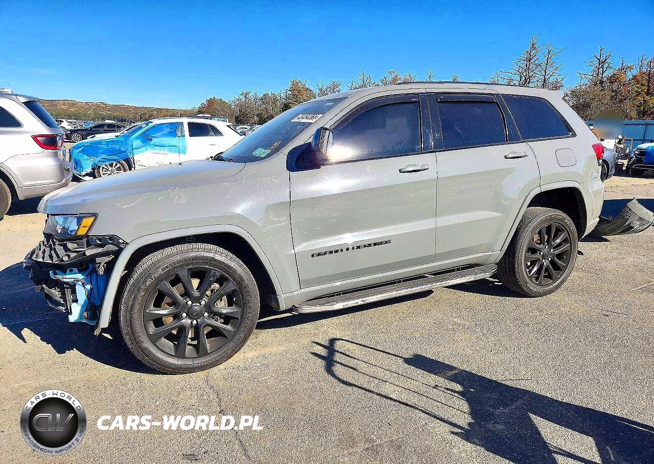 2021 Jeep Grand Cherokee Laredo – zdjęcie 1 z 13