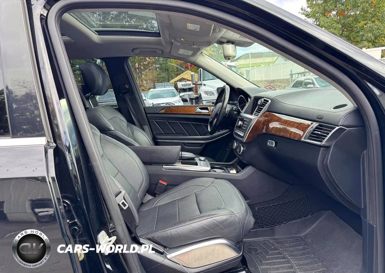 2015 Mercedes-Benz Gl 550 4Matic VIN:4JGDF7DE4FA511188 - 13