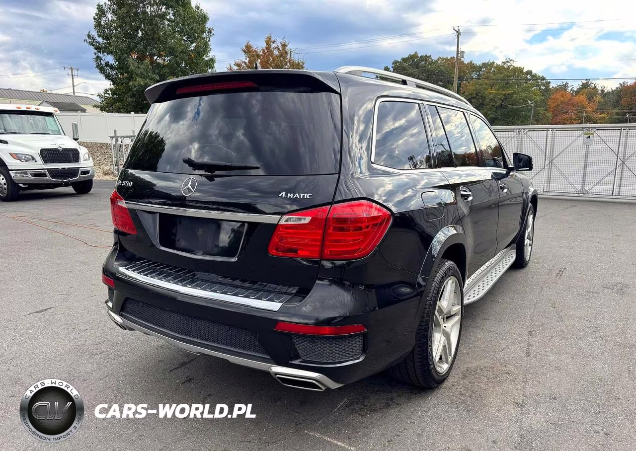 2015 Mercedes-Benz Gl 550 4Matic VIN:4JGDF7DE4FA511188 - 3