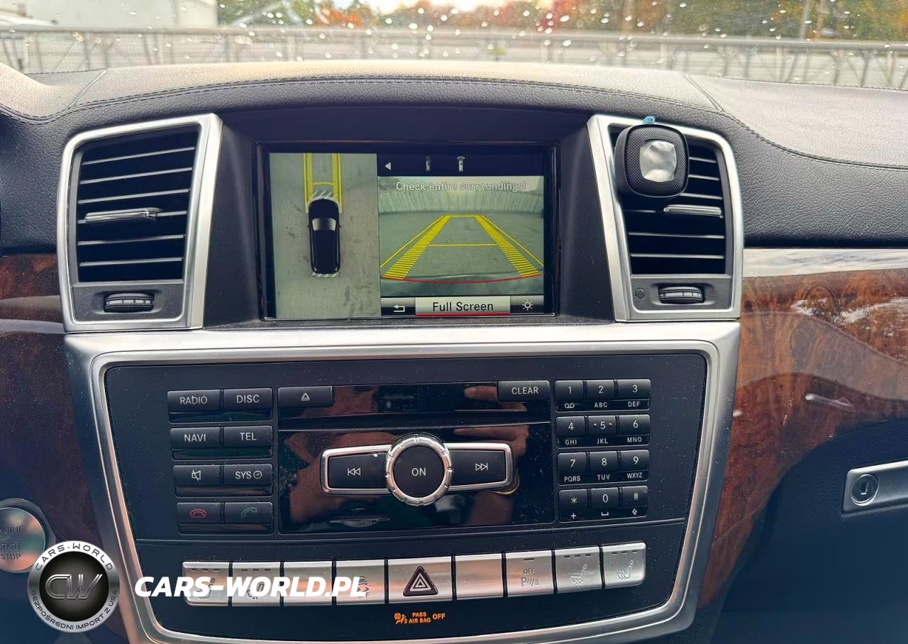 2015 Mercedes-Benz Gl 550 4Matic VIN:4JGDF7DE4FA511188 - 9