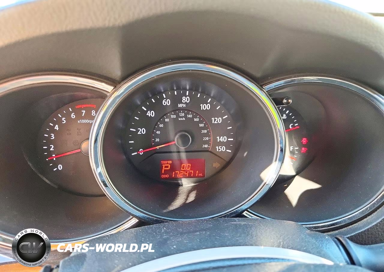2013 Kia Sorento Lx VIN:5XYKT3A15DG313747 - 9
