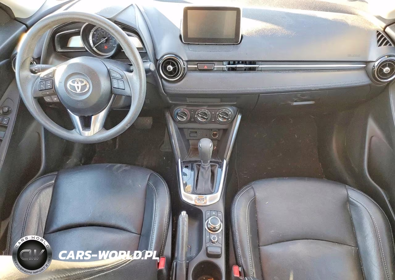 2017 Toyota Yaris Ia VIN:3MYDLBYV1HY164199 - 8
