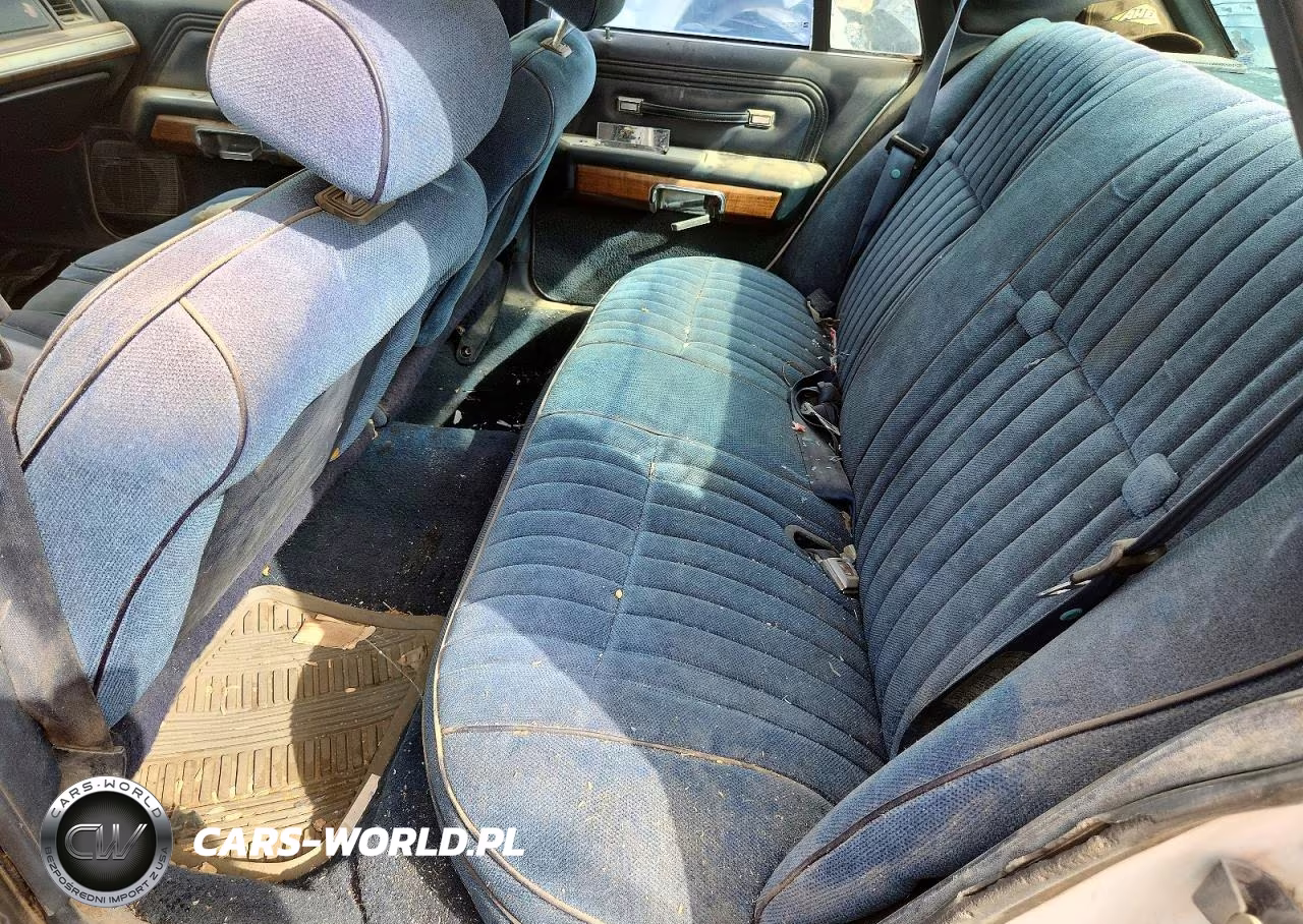 1990 Ford Crown Victoria S VIN:2FACP72F9LX147531 - 10