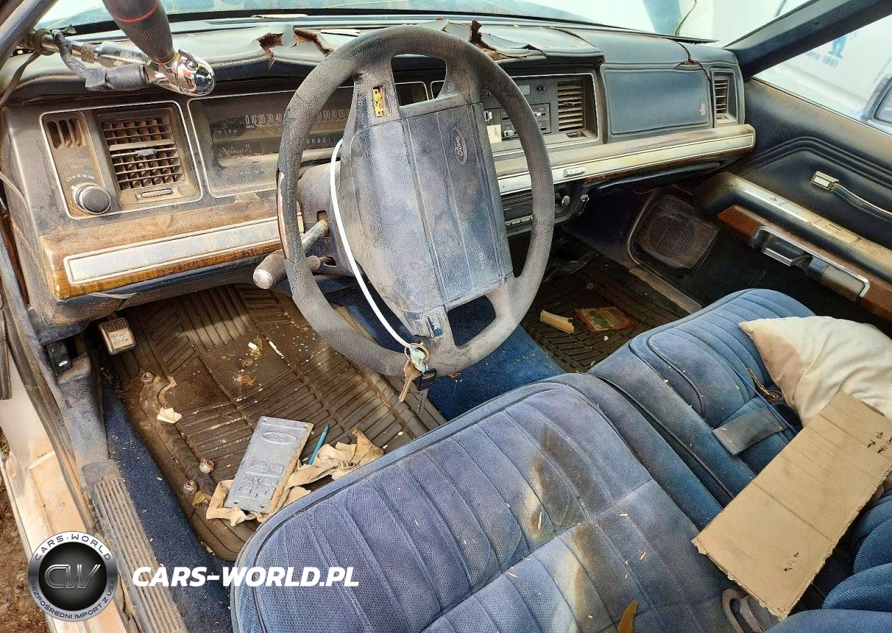1990 Ford Crown Victoria S VIN:2FACP72F9LX147531 - 8
